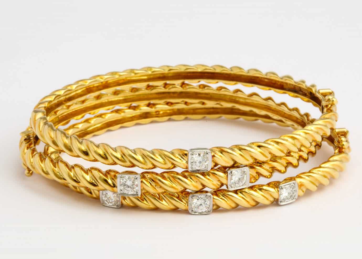 Cartier Etincelle Diamond Pave Yellow Gold Bangle Bracelet For Sale at  1stDibs  cartier etincelle bracelet cartier diamond bangle cartier  bracelet yellow gold diamond