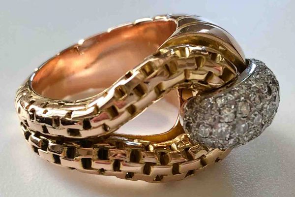 18k rose gold and diamond ring