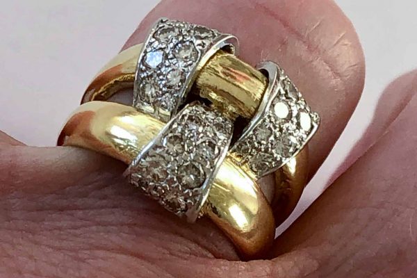 schlumberger gold diamond ring
