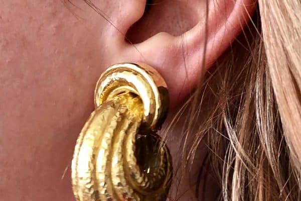 david webb hammered gold doorknocker earrings
